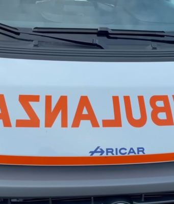 Scontro tra due auto sulla SS9 a Lodi: tre persone coinvolte
