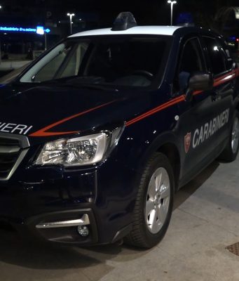 Assalto al Carrefour di Lodi: ladri in fuga e supermercato devastato