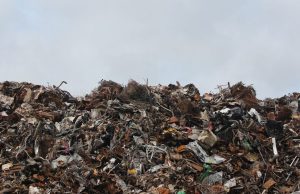 Cemento illegale e rifiuti, la Lombardia affonda. Lodi resiste