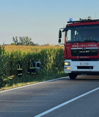 Paura sulla SP472: auto esce di strada, ferito un ragazzo di 23 anni