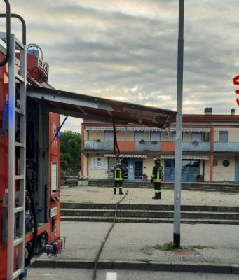 Tentato colpo al bancomat di Sordio: ordigno non esplode, ladri scappano