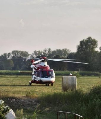 Si tuffa nell’Adda e non riemerge: 16enne in gravissime condizioni