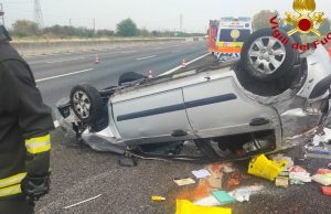 Incidente sull’A1 a Senna Lodigiana: coinvolte due auto, una si ribalta