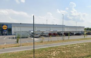 Operaio folgorato in una cabina elettrica: evacuato il Lidl