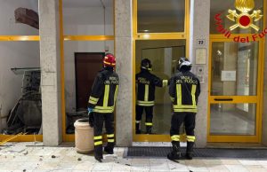 Bancomat fatto esplodere a Sant’Angelo: undicesimo assalto nel Lodigiano