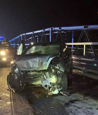 Incidente a Castiraga Vidardo: tre auto e cinque persone coinvolte