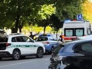 Lodi, violento impatto tra auto e bici: un ferito