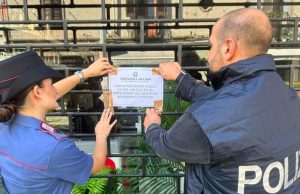 Risse e aggressioni in un bar: sospesa la licenza per 10 giorni