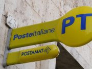 Tre malviventi a mani vuote: assalto fallito al Postamat