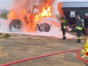Trattore in fiamme a San Martino in Strada: nessun ferito