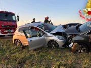 Frontale sulla SP19 a Sant’Angelo: due feriti, una persona estratta dalle lamiere