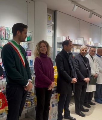 Robot, nuovi spazi e servizi: Lodi inaugura la rinnovata Farmacia Comunale 3