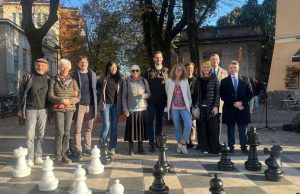 Colori, giochi e libri: la nuova via Acquedotto parla il linguaggio dei bambini