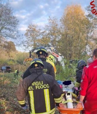 Travolto da un ramo a Turano, 36enne elitrasportato a Monza