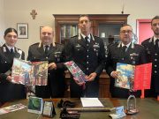 Arte, parole e valori: il Calendario Storico 2026 dei Carabinieri è un omaggio agli “eroi quotidiani”