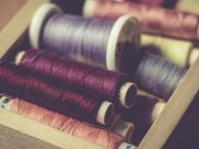 “Trame Comuni”, il dono che diventa lavoro: a Lodi prende forma la sartoria sociale