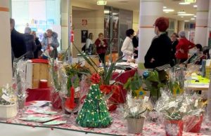 Dalle cure alla creatività: il mercatino ALAO racconta coraggio e comunità