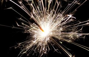 Deposito di fuochi d’artificio non a norma, scatta il sequestro