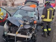 Scontro tra camion e auto a Secugnago: 58enne ferita