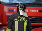 Fumo dal tetto di un’abitazione a Spino d’Adda