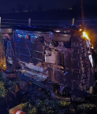 Auto si ribalta sull’A1 a Borghetto Lodigiano: due feriti