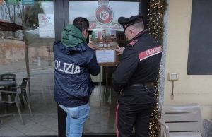 Liti e aggressioni in un locale: stop alla licenza per 15 giorni
