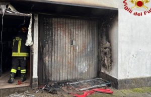 Incendio in un box di una villetta a Lodi Vecchio, nessun ferito