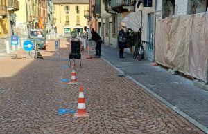 Via Lodino, completata la segnaletica orizzontale