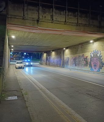 Via Sforza, installata rete protettiva e viabilità regolare
