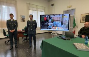 Caporalato nel settore vitivinicolo bresciano: pagati 1,54 all’ora