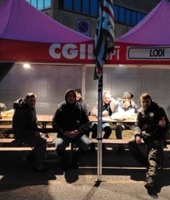 Airpack, lavoratori in presidio: posti a rischio al vaglio della Regione