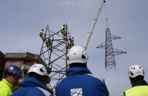 Al via la rimozione dei tralicci dell’alta tensione
