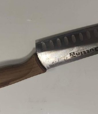 Lite tra camionisti degenera: spunta un coltello in un parcheggio
