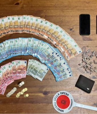 Operazione “Delivery”, blitz antidroga dei Carabinieri: tre arresti