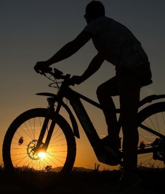 Torna “Pedali nella Notte”: 20 chilometri in bici sotto le stelle