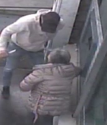 Quattro rapine fuori dai bancomat: il 49enne patteggia la pena