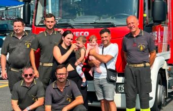 Somaglia, due bambini chiusi in auto: salvati dai vigili del fuoco